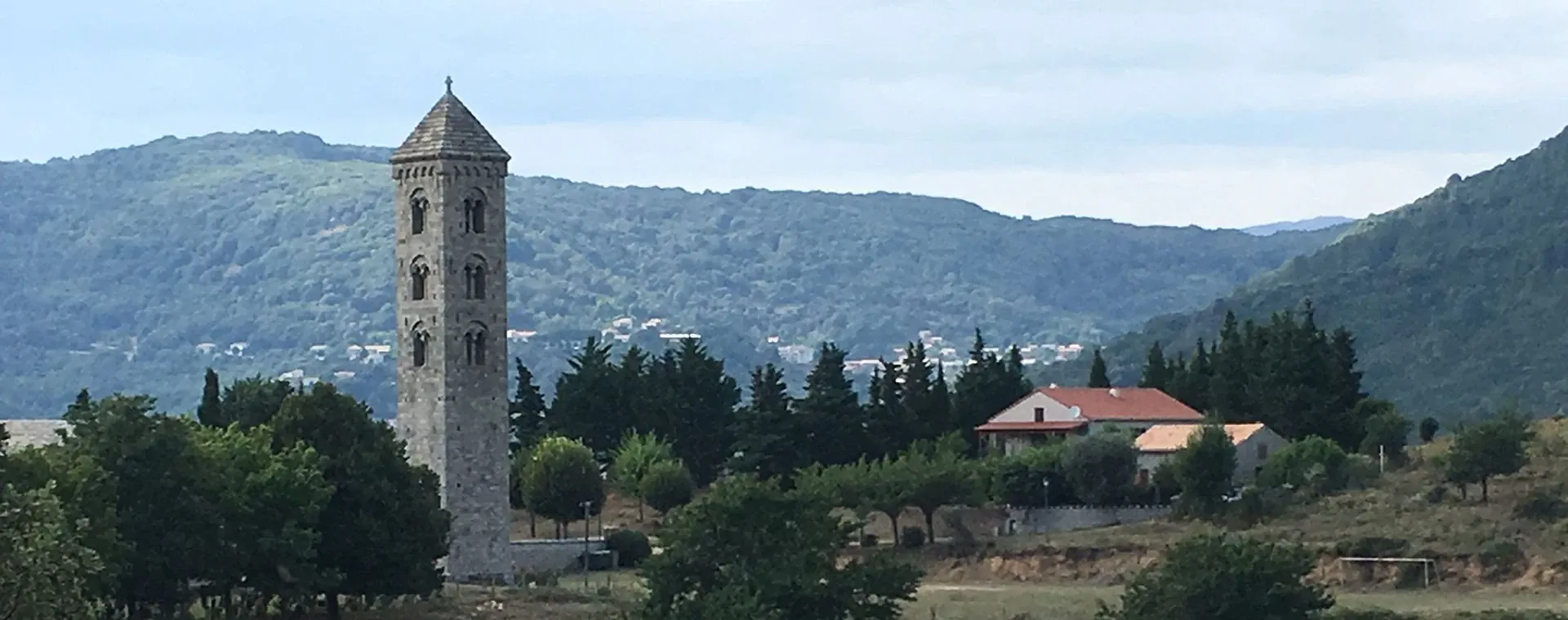 Clip ajustable sur bâtons de randonnée