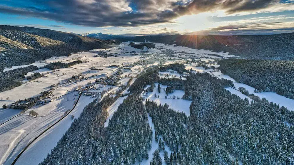 Vue aérienne d'Autrans - Vercors - France - aerial-view-of-autrans-vercors-france-2