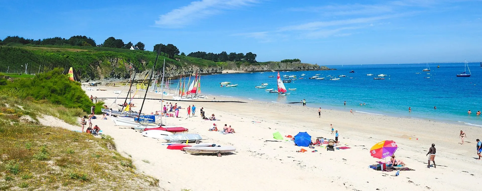 Plage et village d'Agkali - Folégandros - Cyclades - Grèce