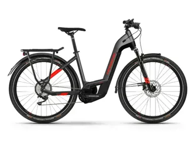 Velo electrique noir et rouge avec moteur central - Istrie Croatie
