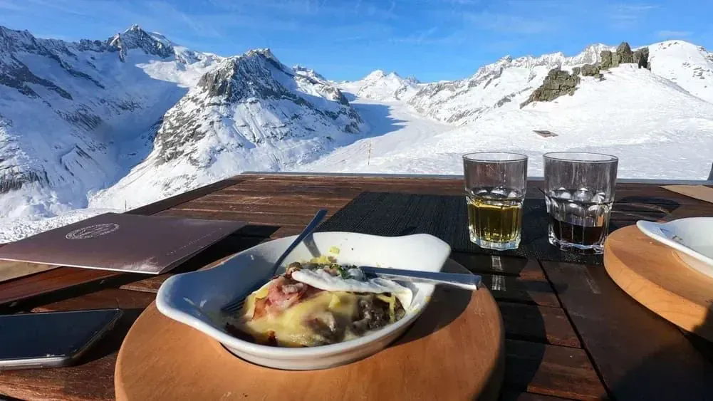 Pause au Plateau d'Emparis - La Grave - France