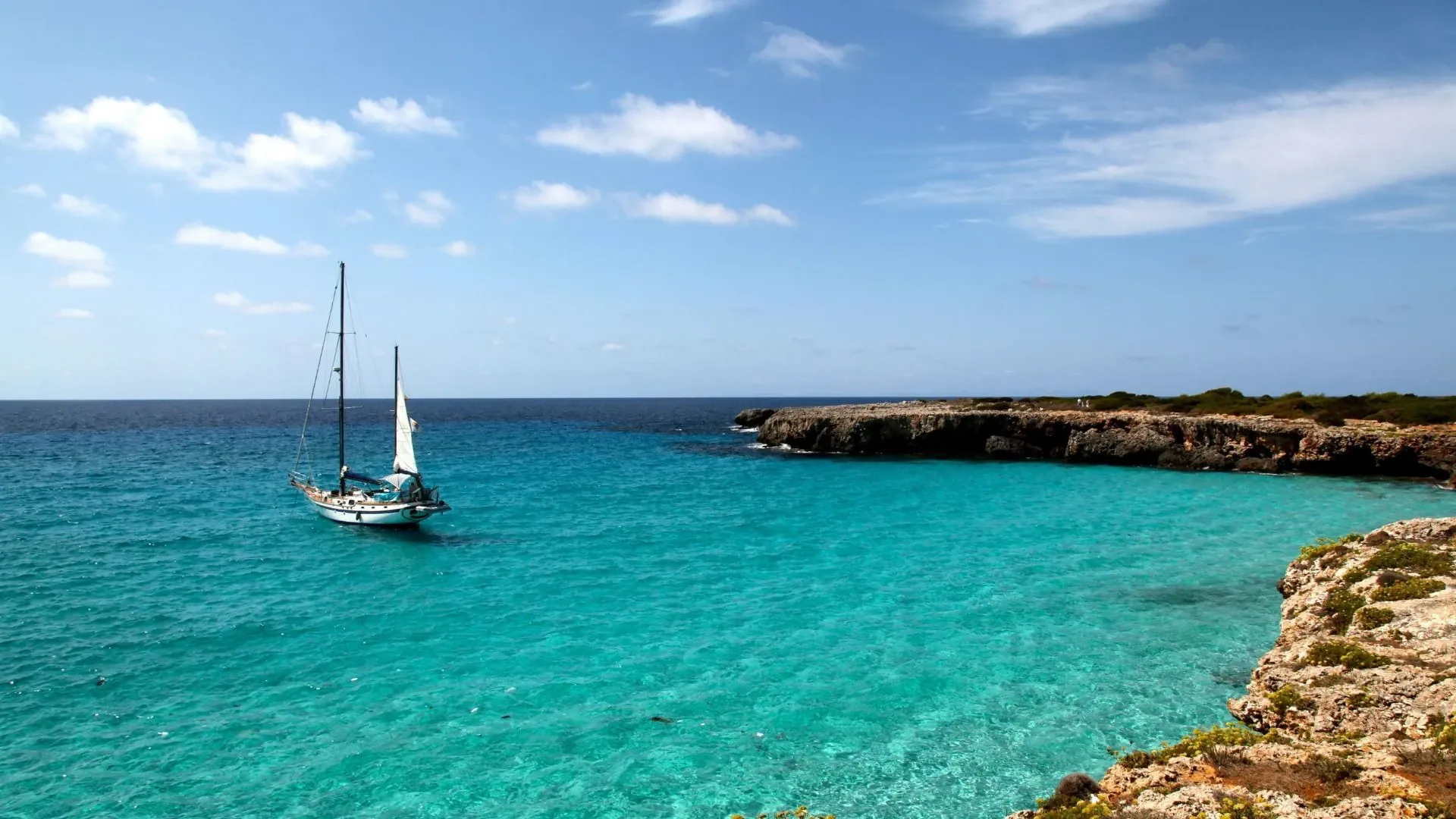 Cala Morell et ses grottes préhistoriques - Minorque - Espagne