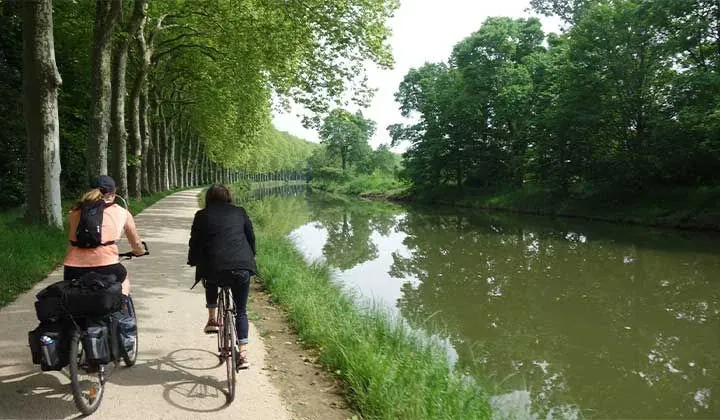 Canal du Midi après Toulouse - France