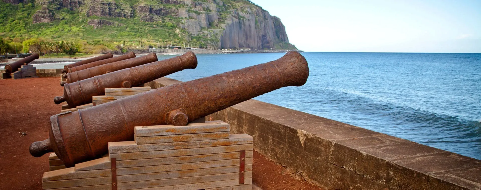 Canons Barachois Saint Denis Ile Reunion - Île de la Réunion
