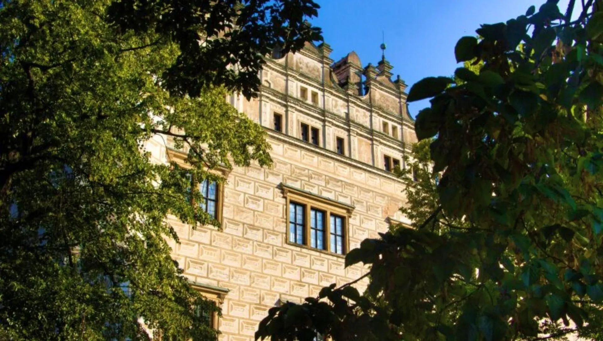 Chateau De Litomysl 2 C Europe Bike Tours - Tchéquie © Europe Bike Tours