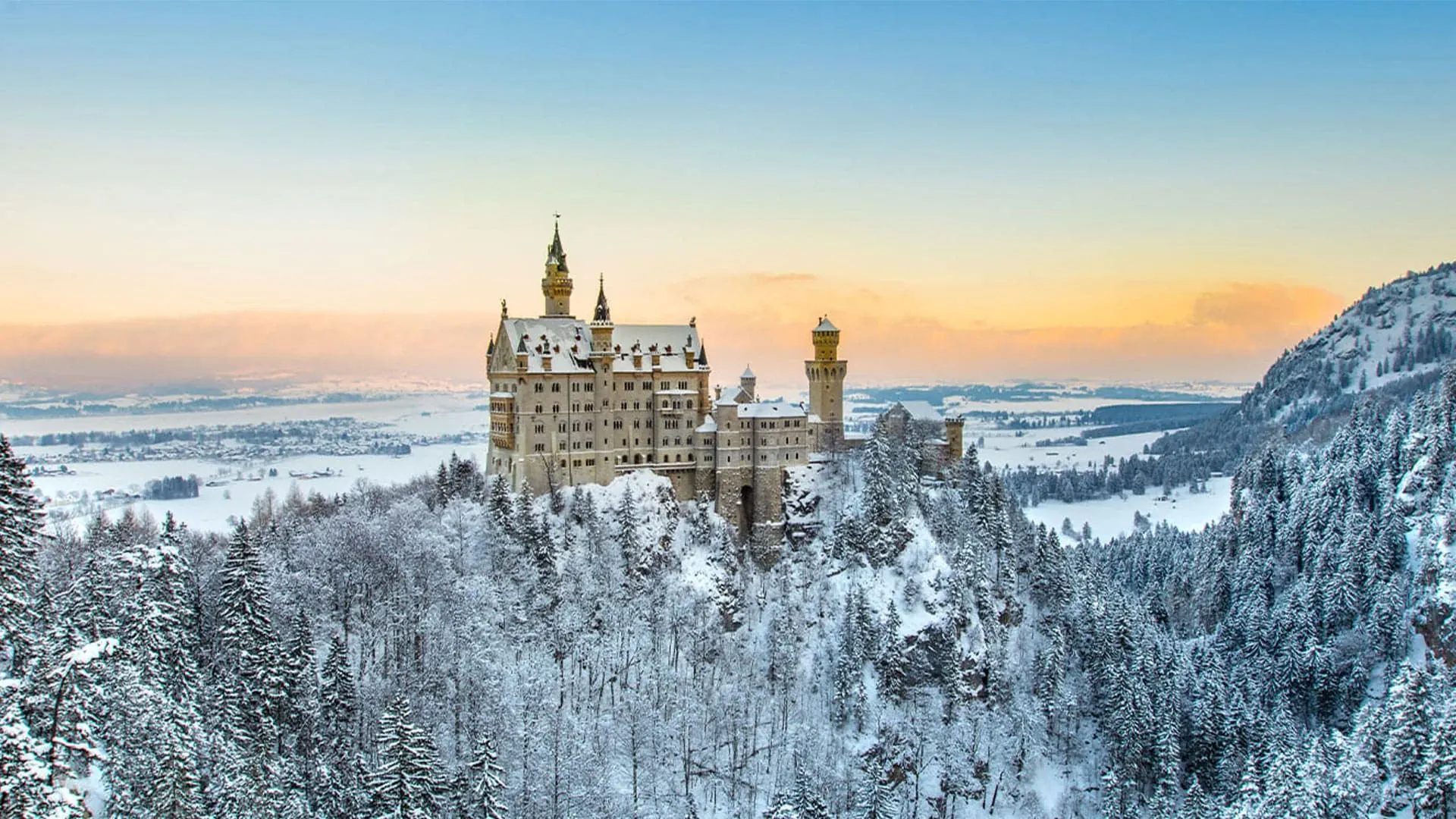 Chateau Du Neuschwanstein Lhiver Baviere C Pixabay1 - Allemagne