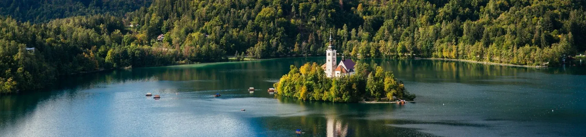 Eglise sur l'ile du lac de Bled - Slovenie