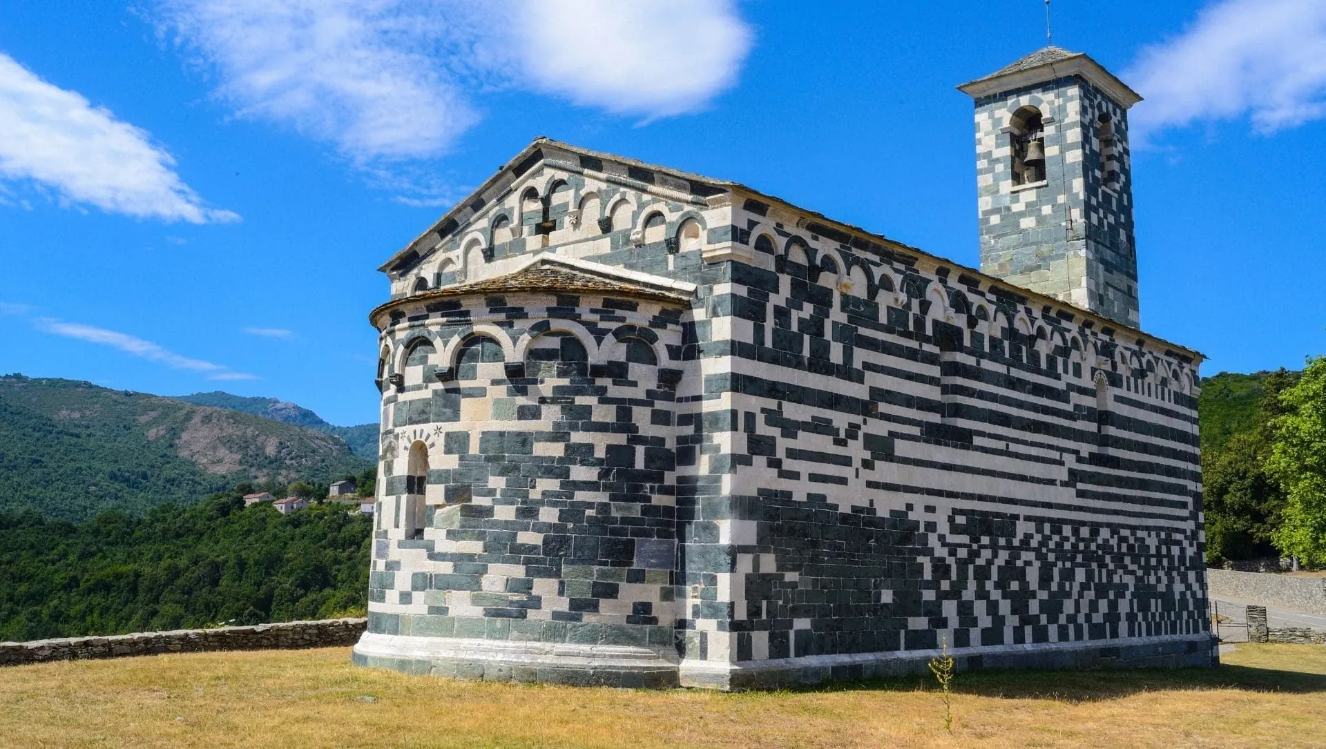 Eglise San Michel Murato Cap Corse C Adobestock - Corse - France