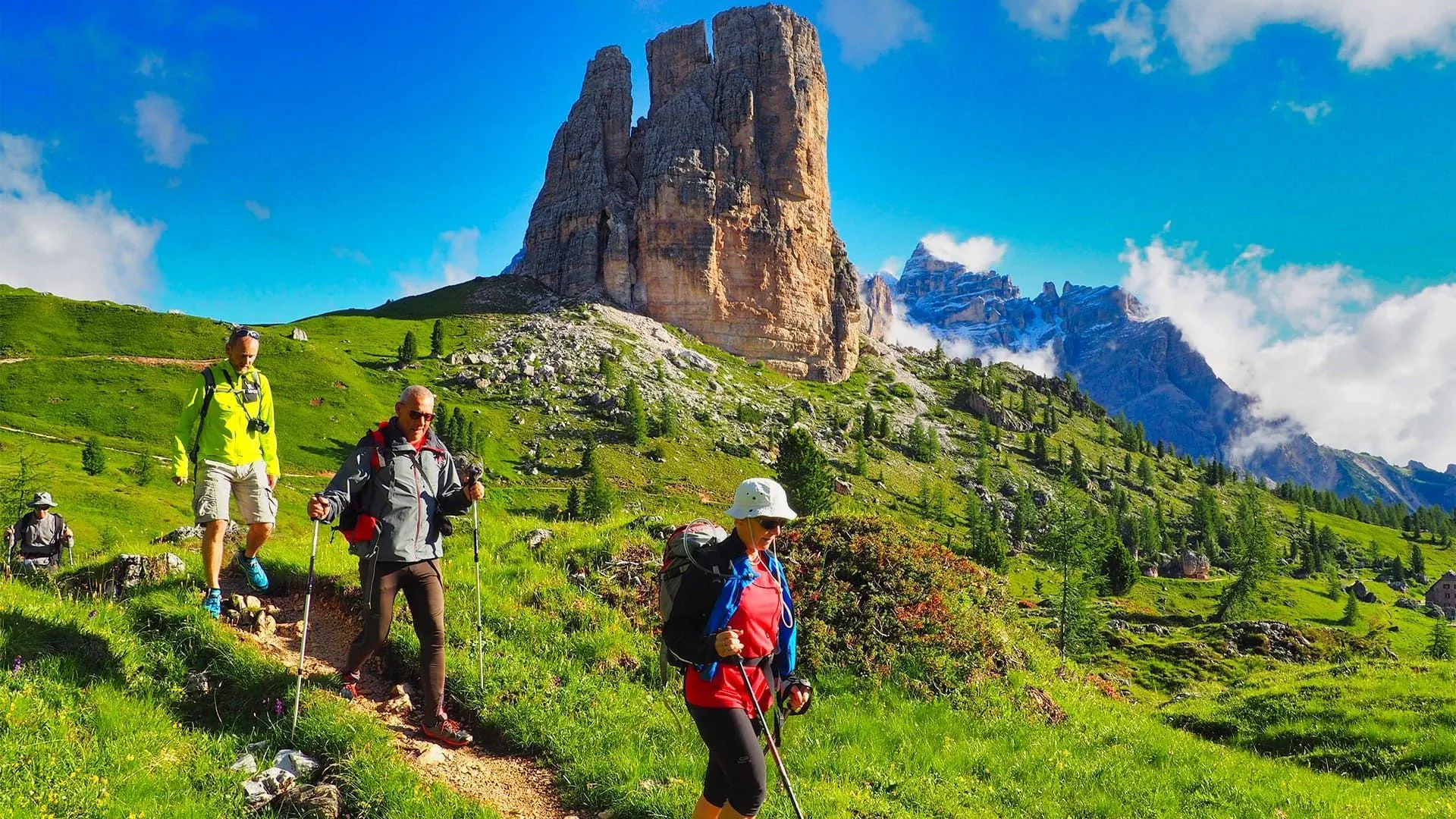Les Cinque Torri - Dolomites - Italie