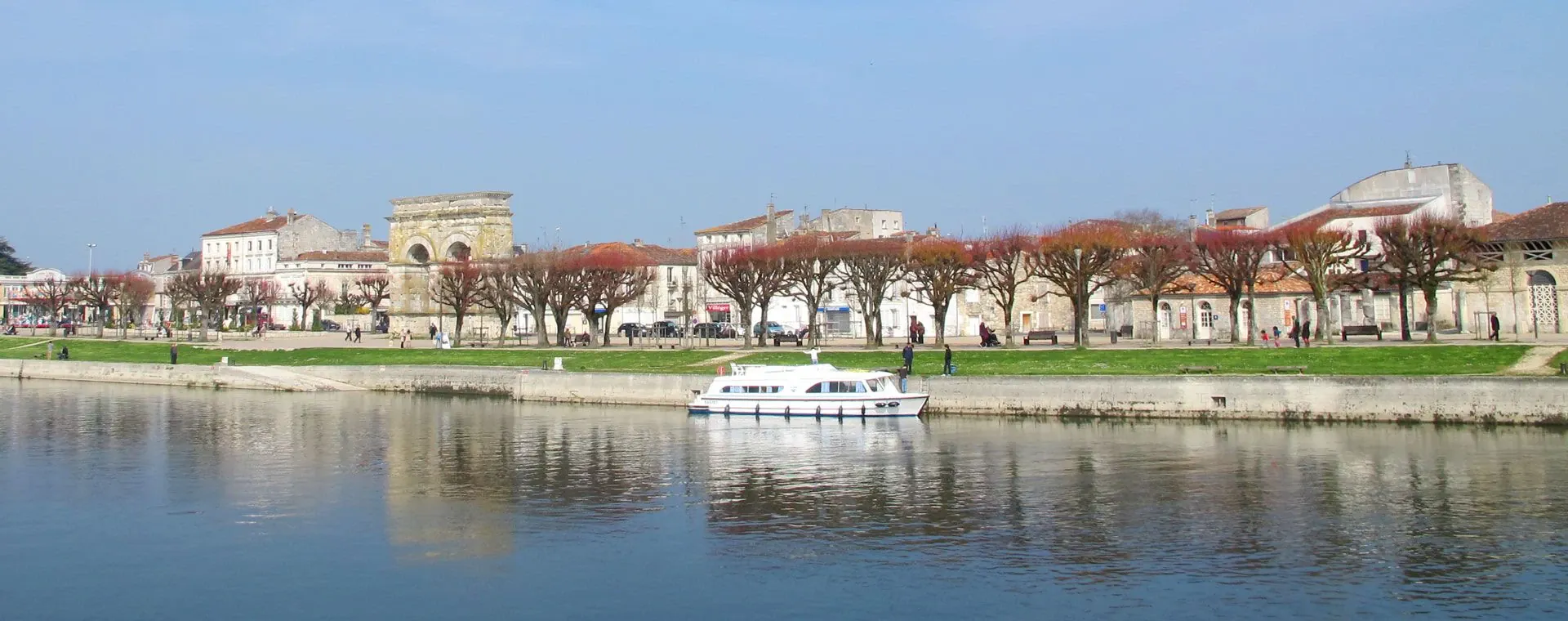 Ville De Saintes Charente Maritime - France