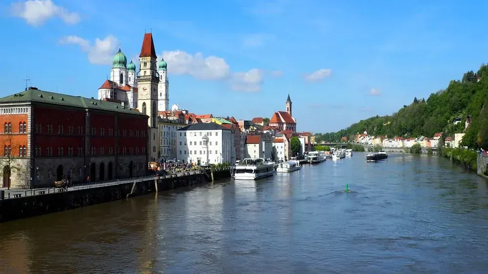 Ville Passau Fleuve Danube - Allemagne
