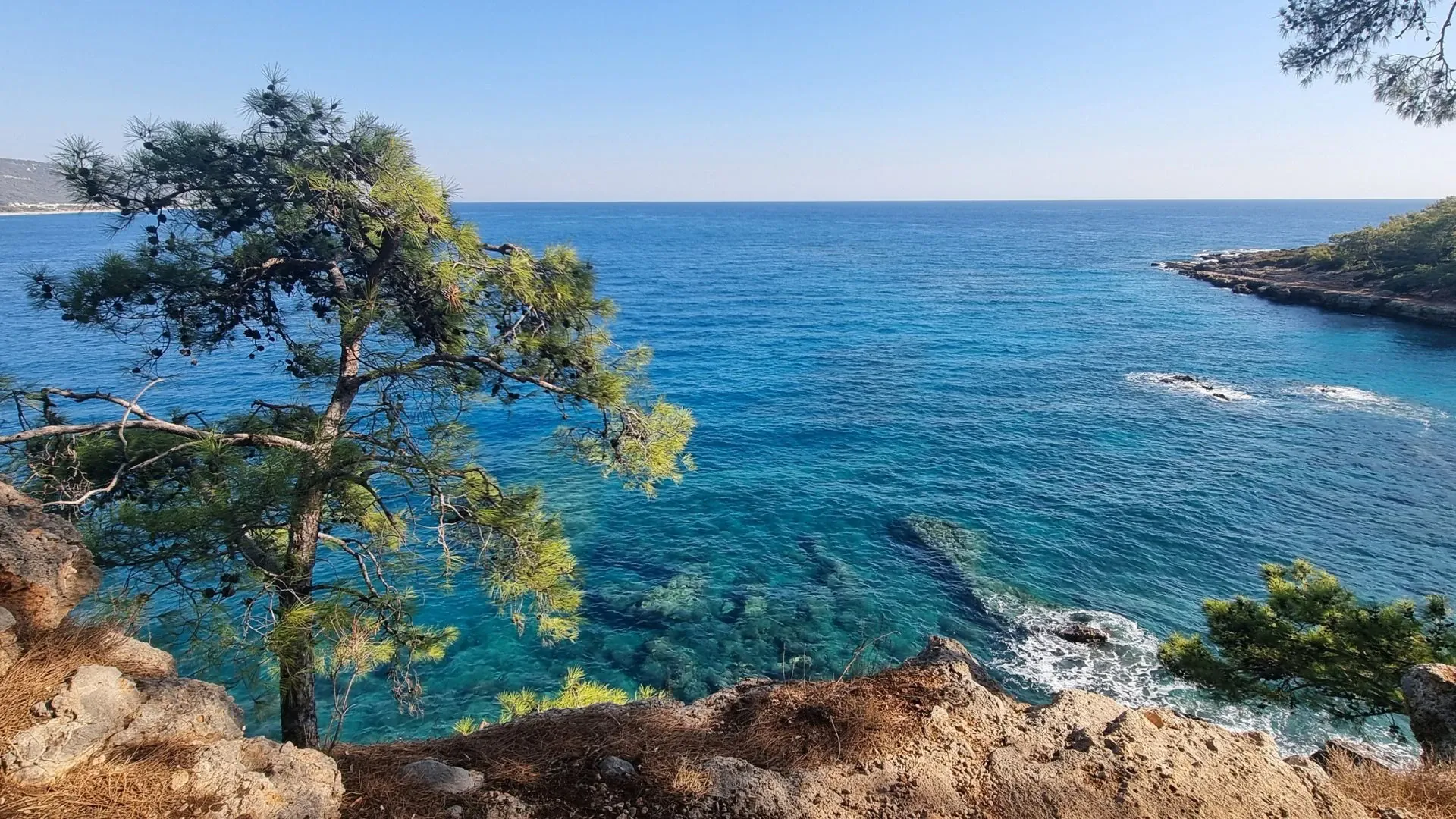 Paysage cotier de Cythere - Iles Ioniennes - Grece