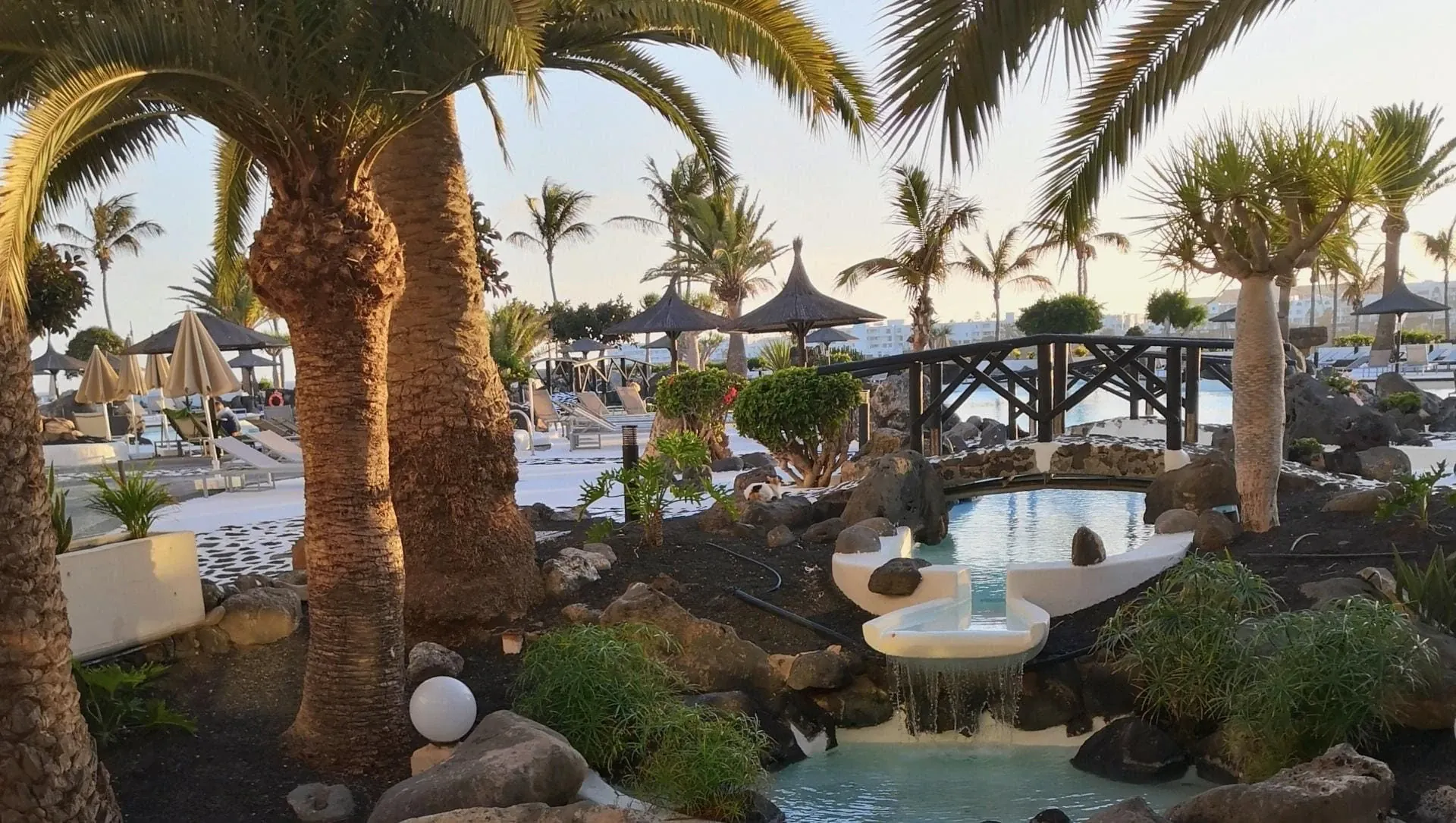 Costa Teguise A Lanzarote C David Praire - Espagne © David Praire