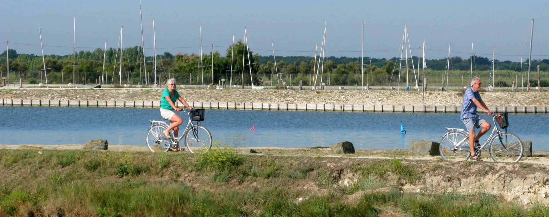 Couple Cyclistes Ile Re - France