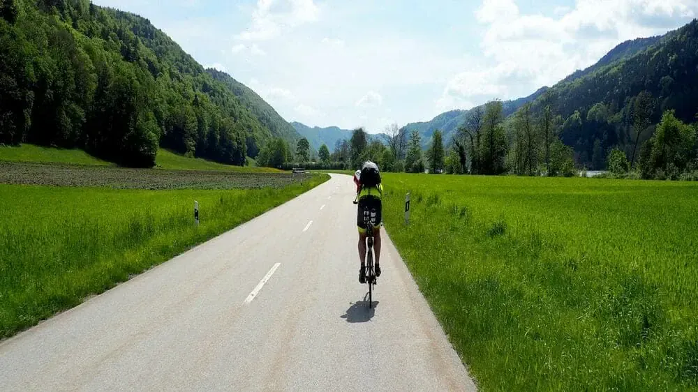 Cycliste Voyage Velo Passau Budapest - Allemagne
