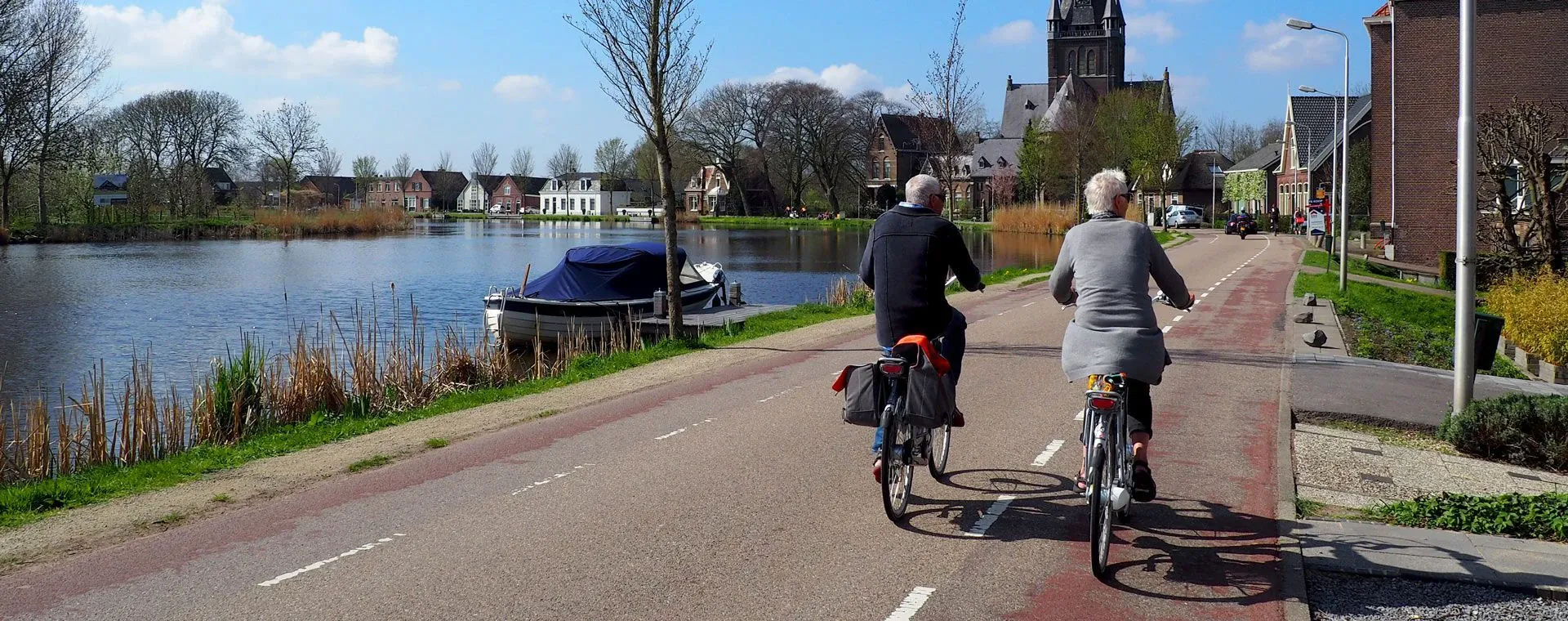 Cyclistes le long de l'Amstel - Pays-Bas