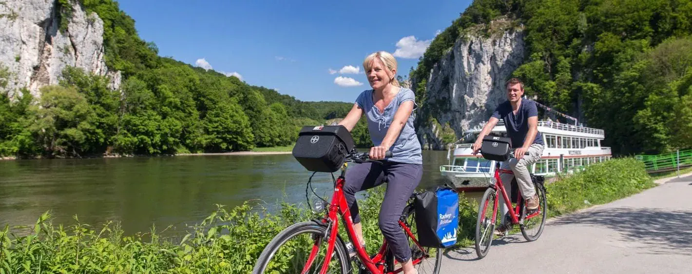 Cyclistes Gorges Danube Weltenbourg - Allemagne