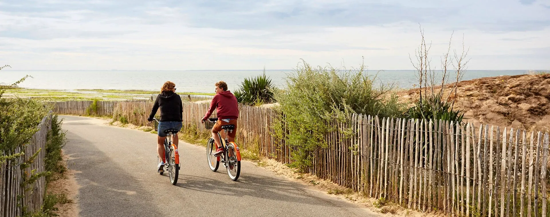 Cyclistes La Tranche Sur Mer La Velodyssee - France