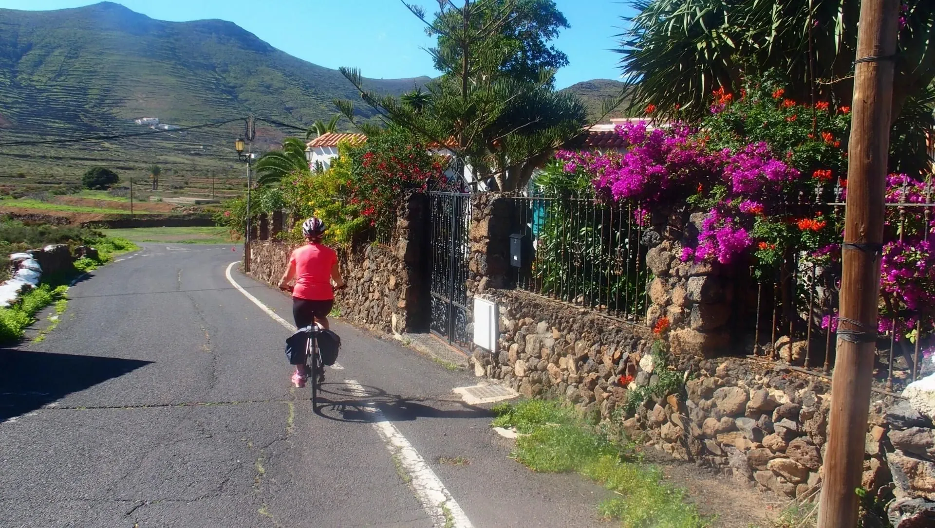 Cyclotourisme A Lanzarote C Jean Claude Praire - Espagne © Jean Claude Praire