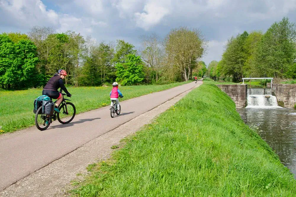 Ecluse Canal Alsace Famille C Quentin Vanaker - France © Quentin Vanaker