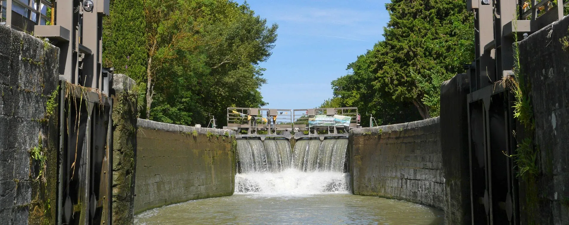 Ecluse Canal Du Midi - France