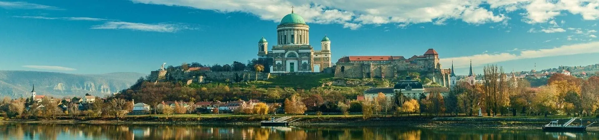 Basilique d'Esztergom au bord du Danube - Hongrie