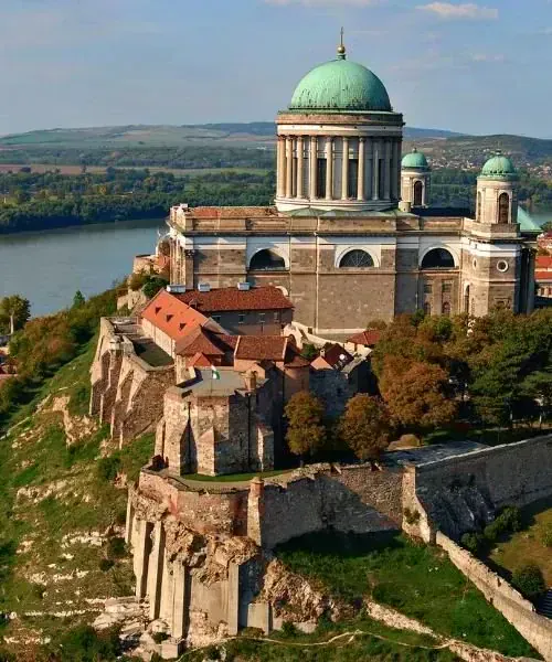 Basilique d'Esztergom sur le Danube - Hongrie