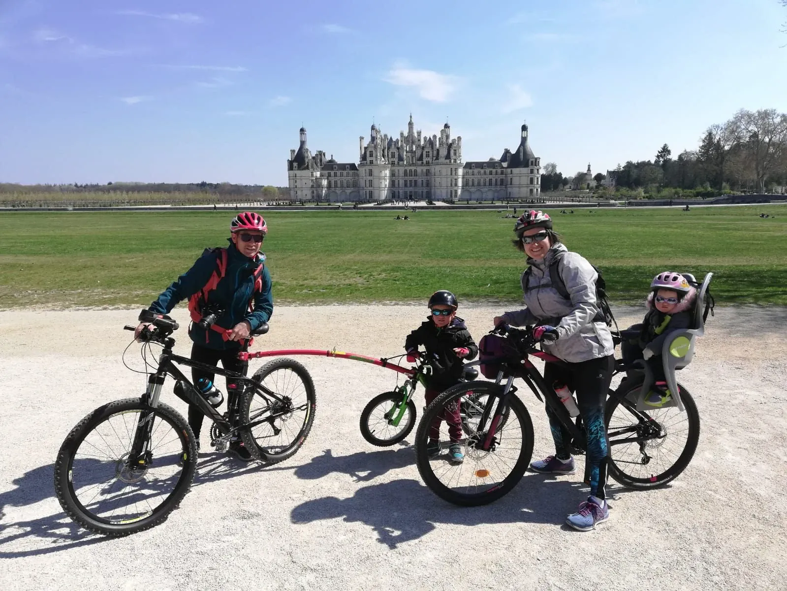 Famille Velo Chambord C Quentin Vanaker - France