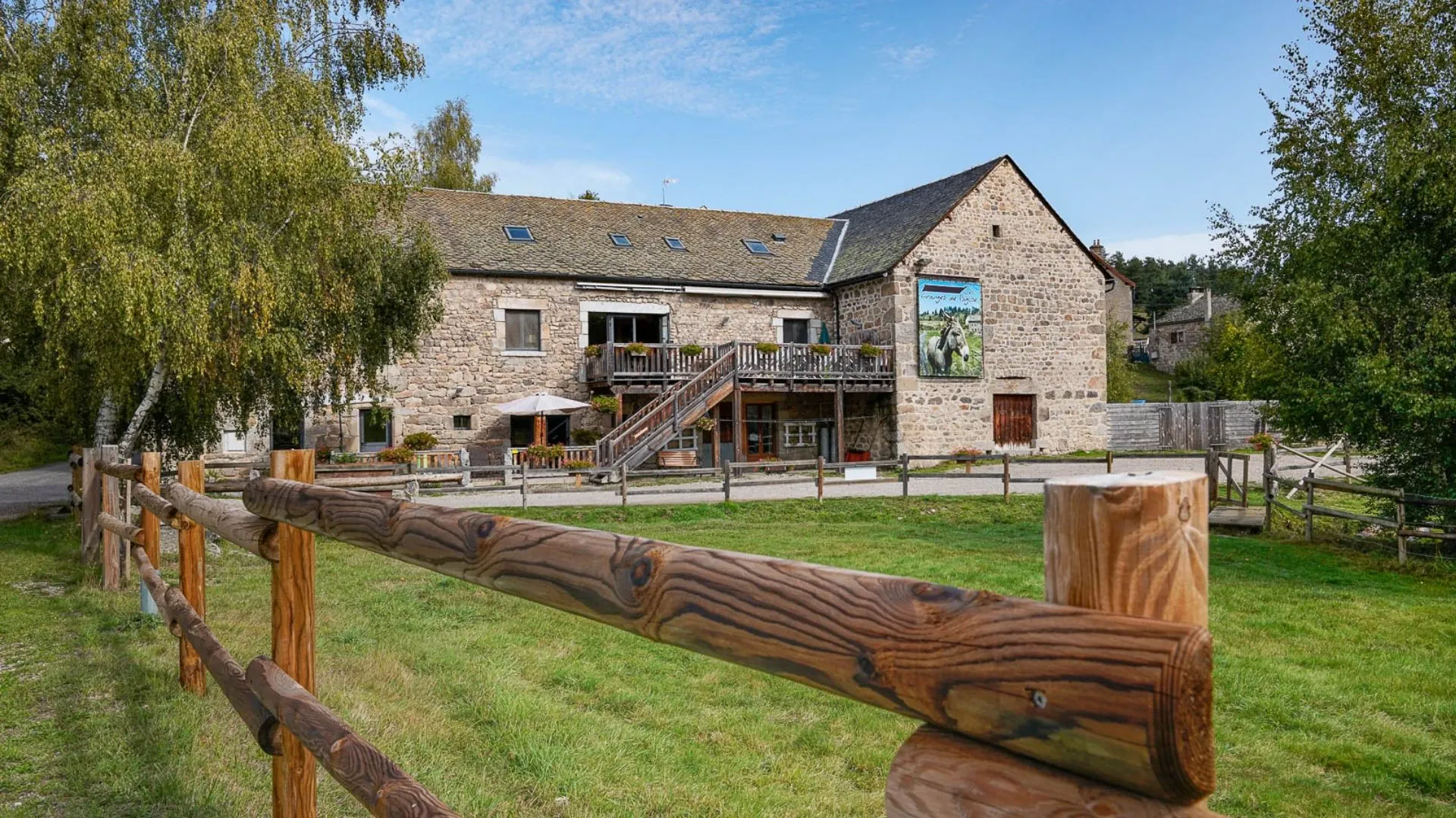 Sentiers de randonnée en forêt - Galice - Espagne