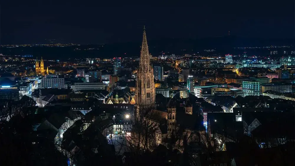 Freiburg La Nuit C Kanan Khasmammadov Unsplash - Allemagne