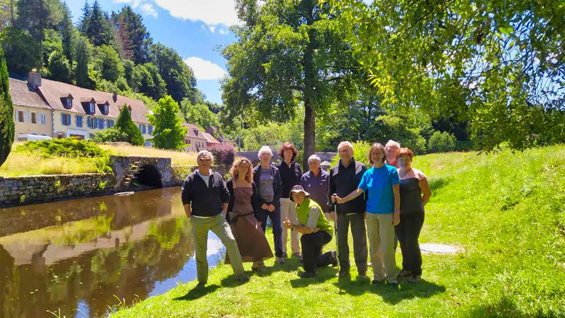 Groupe de randonneurs sur le Tour des Géants - Italie © Laurent Comte