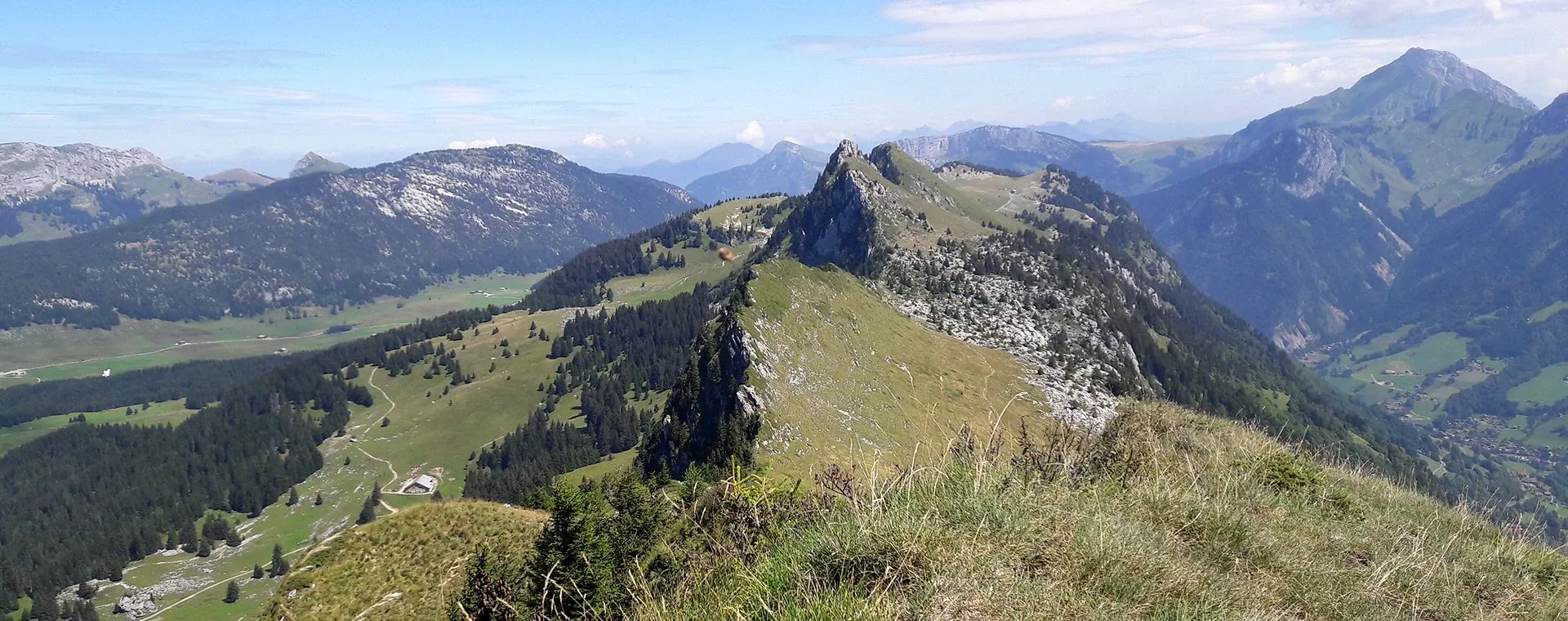 Randonnee guidee dans les Aravis - Haute-Savoie - France