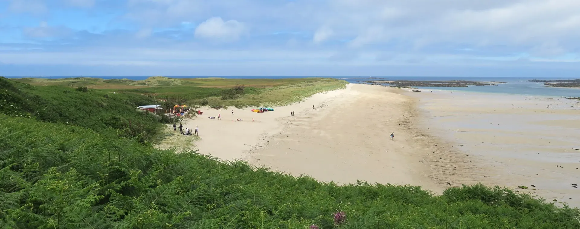 Herm La Celebre Shell Beach