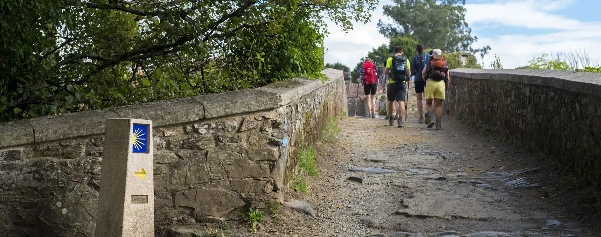 Randonneurs au fjord de Killary - Connemara - Irlande