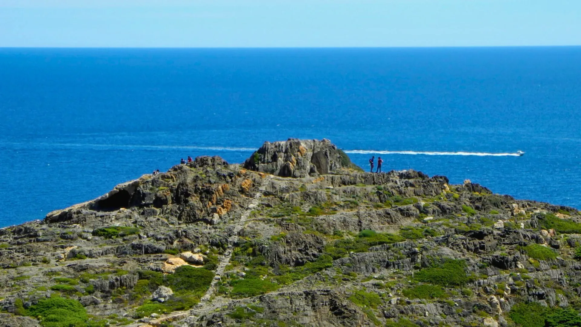 Randonneurs dans le Grand Paradis - Italie © Jean-Pierre David