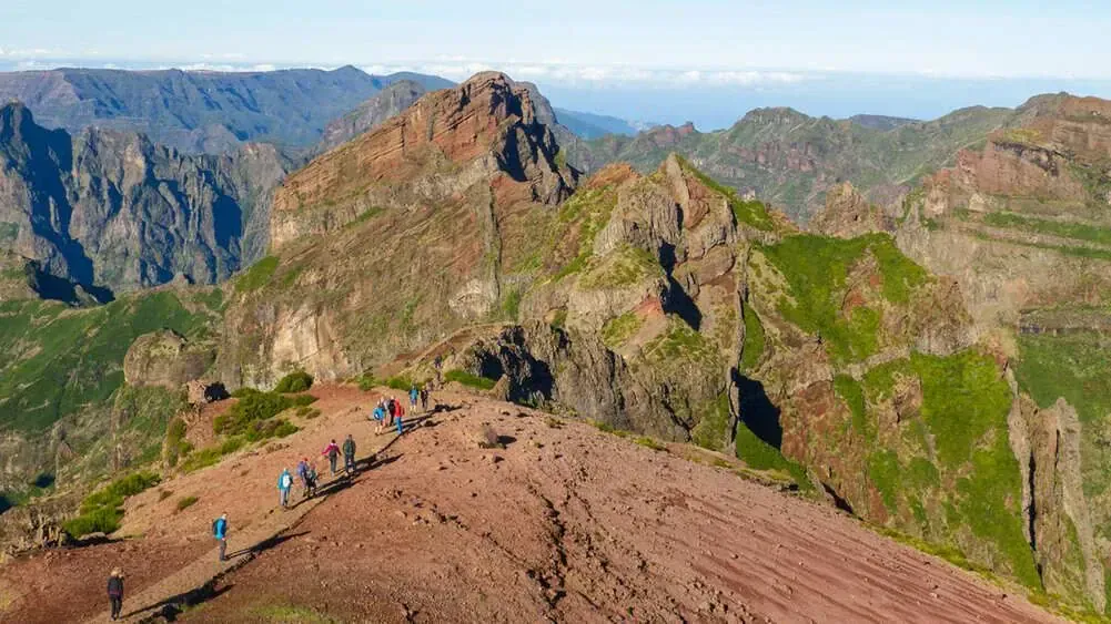 Randonneurs dans le Parc Naturel du Vercors - France