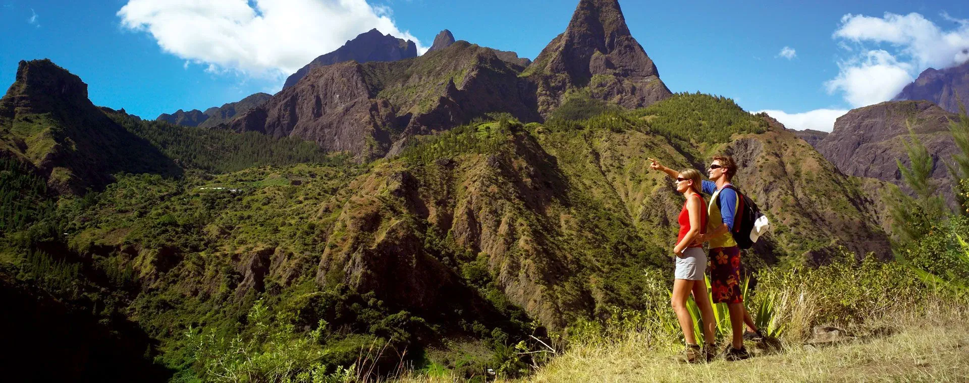 Randonneurs sur le chemin de Saint-Jacques - Aubrac - France