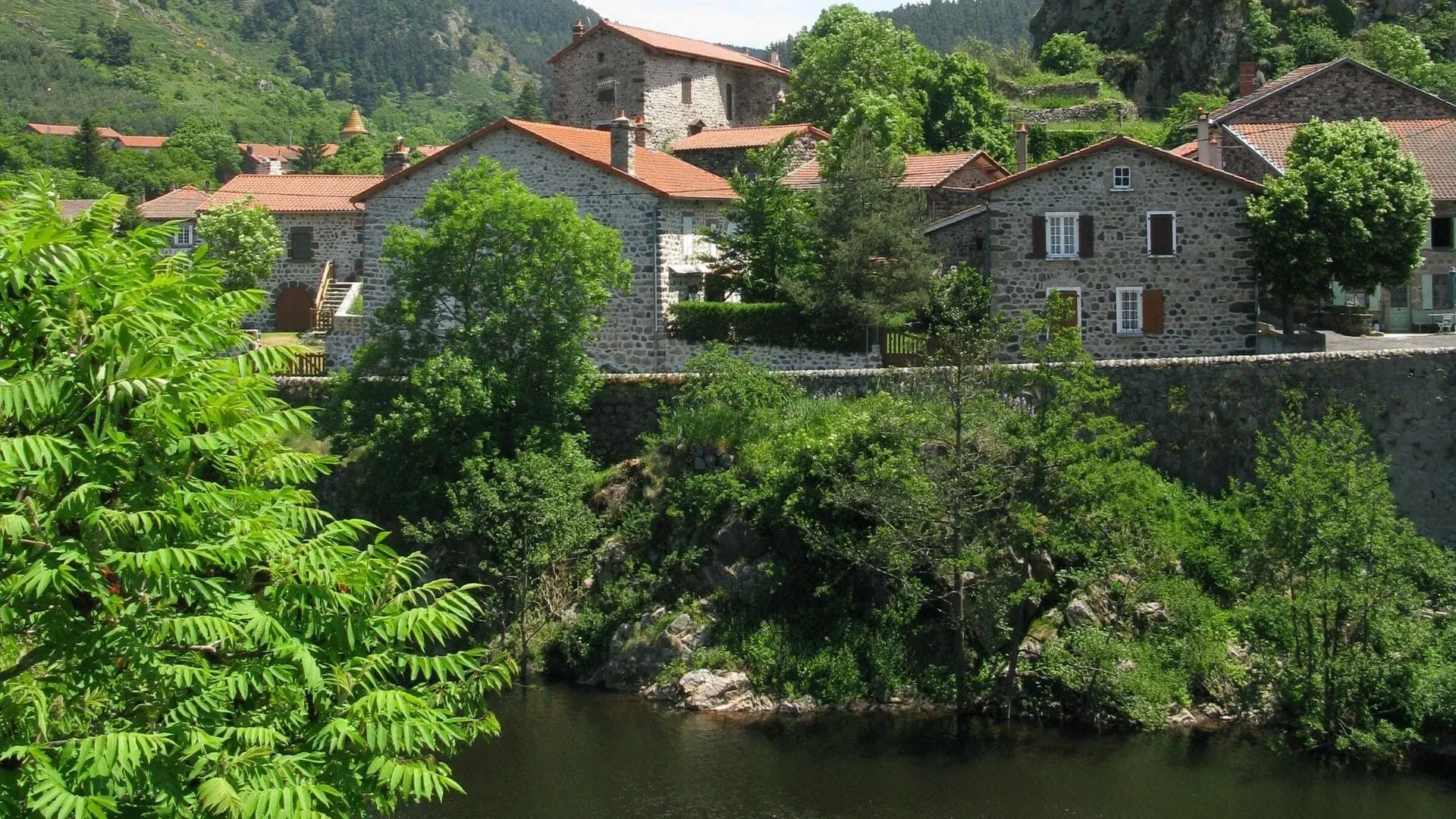 Randonnee sur le chemin de Stevenson - Massif Central - France - hiking-on-the-stevenson-trail-massif-central-france-4