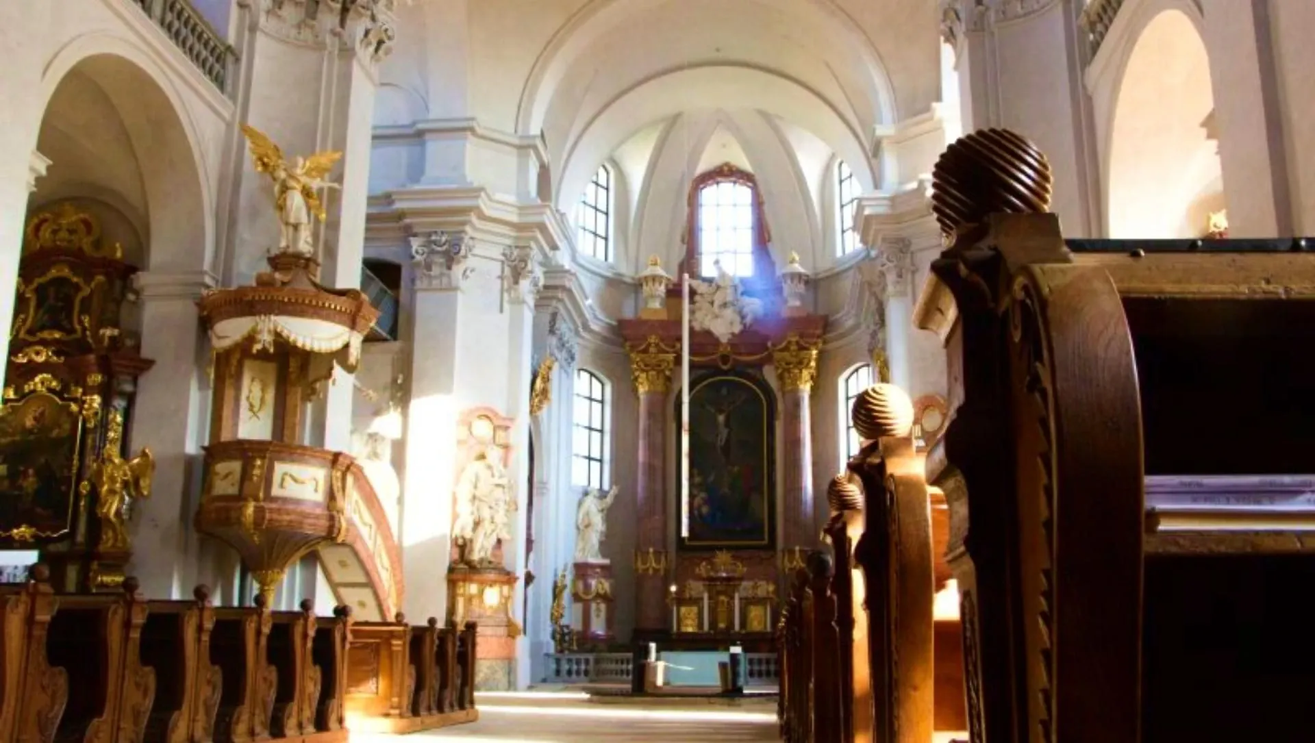 Interieur De Leglise De Litomysl - Tchéquie