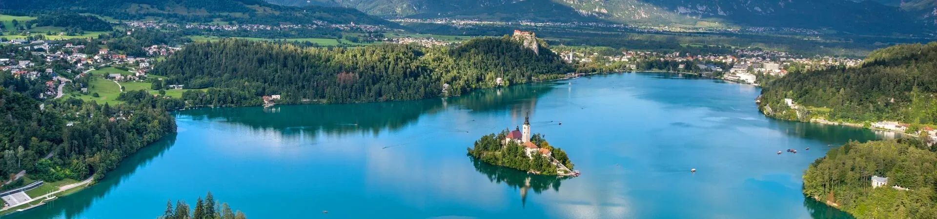 Ile et eglise sur le lac de Bled - Alpes Juliennes - Slovenie