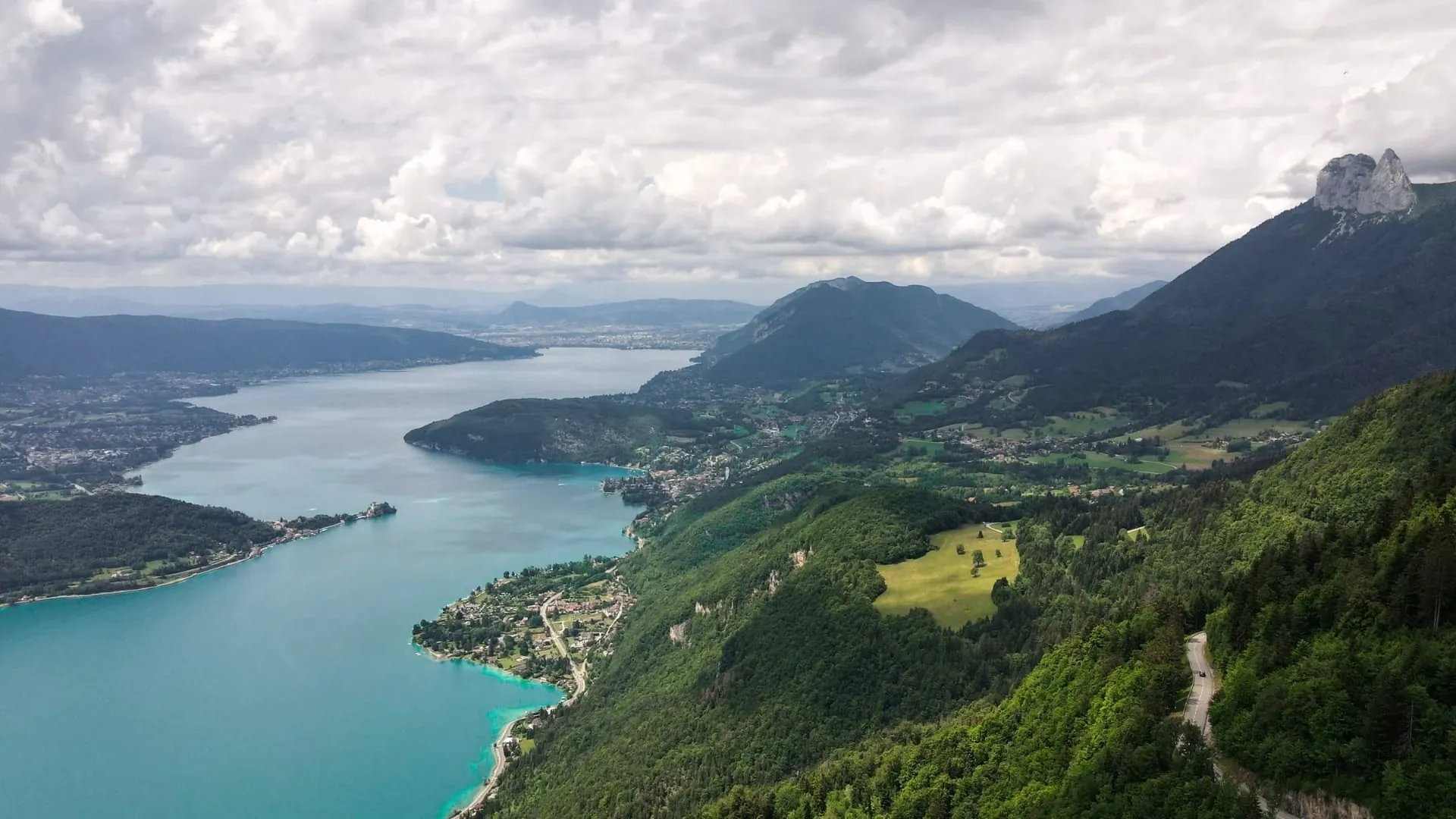 Lac Annecy Dans Les Alpes C Aurelien Krier Unsplash - Alpes - France © Aurelien Krier Unsplash