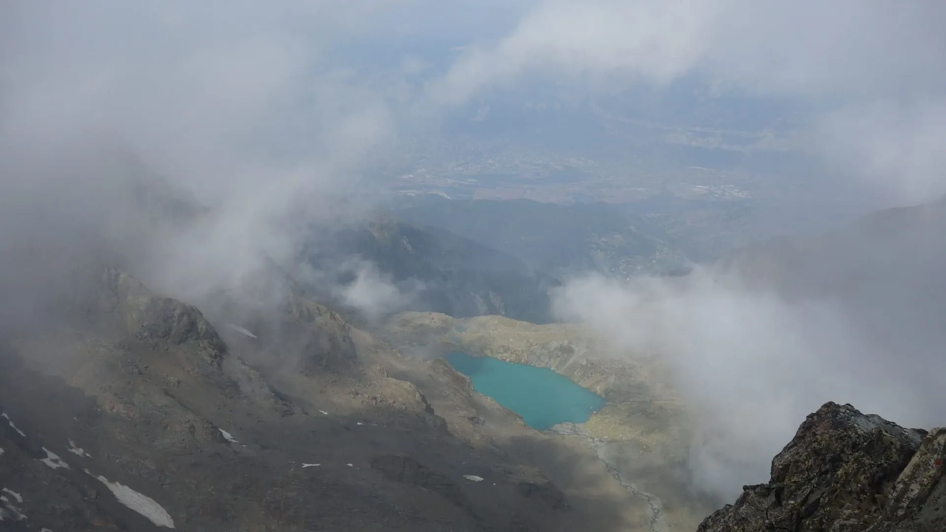 Lac Blanc Depuis Croix De Belledonne C Adrien Ozanon - France © Adrien Ozanon