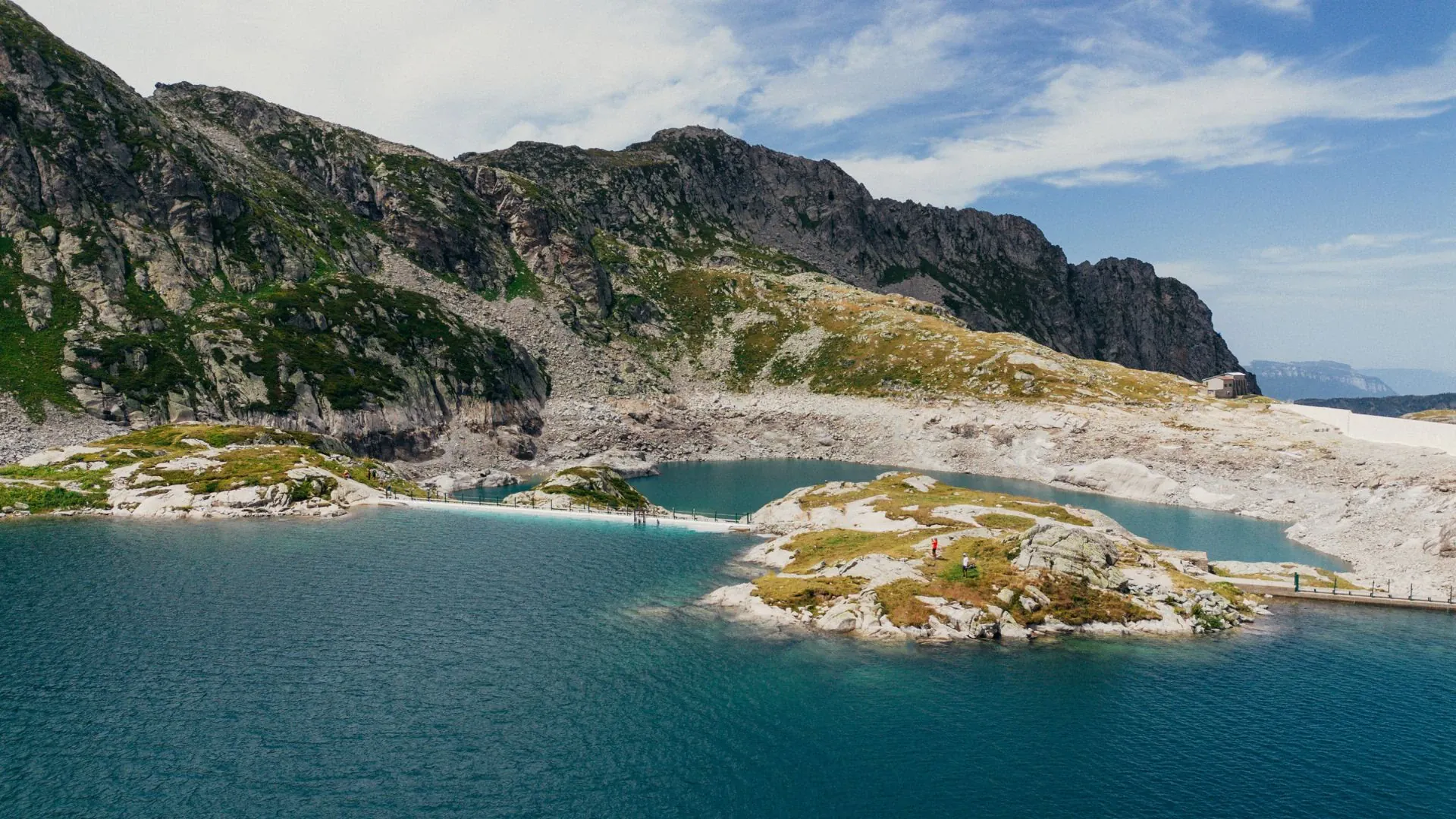 Lac Des 7 Laux - France - lake-des-7-laux-france-2