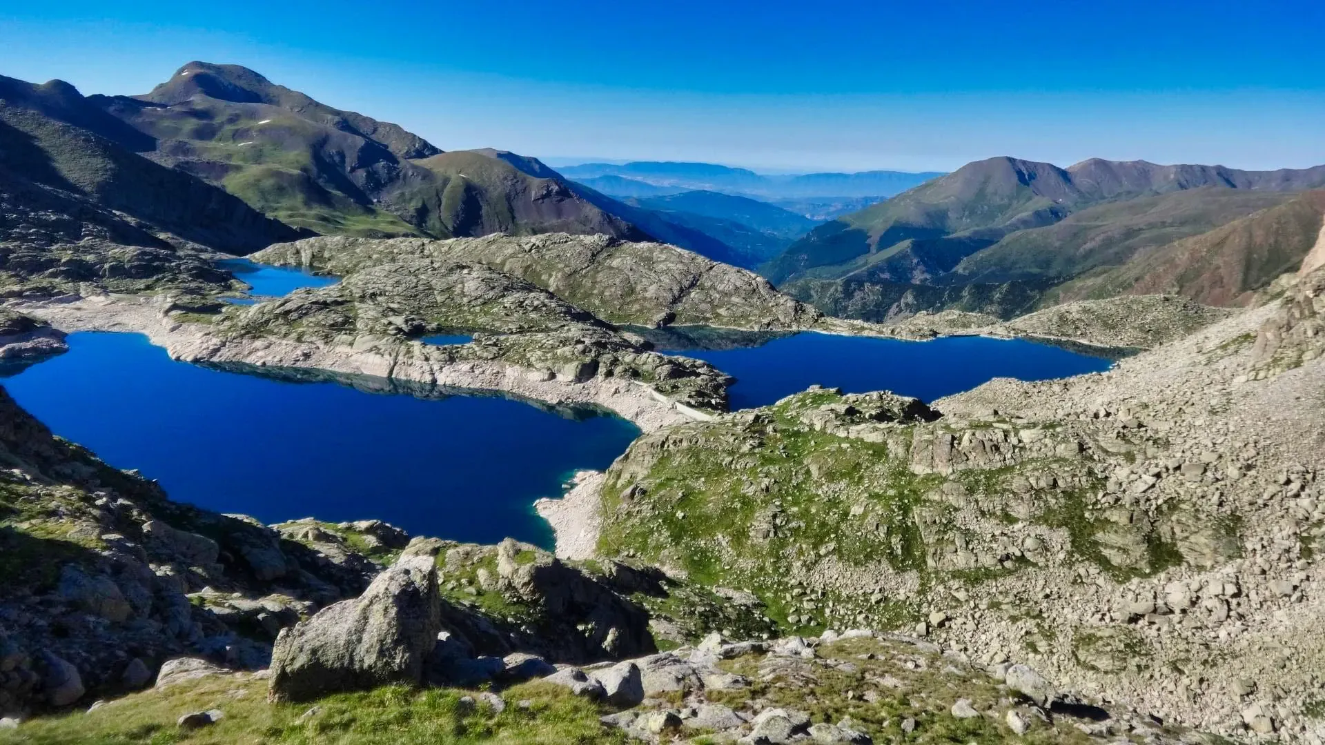 Lacs Dans Le Parc National Daiguestortes Dans Le Pyrenees - Pyrénées - Espagne