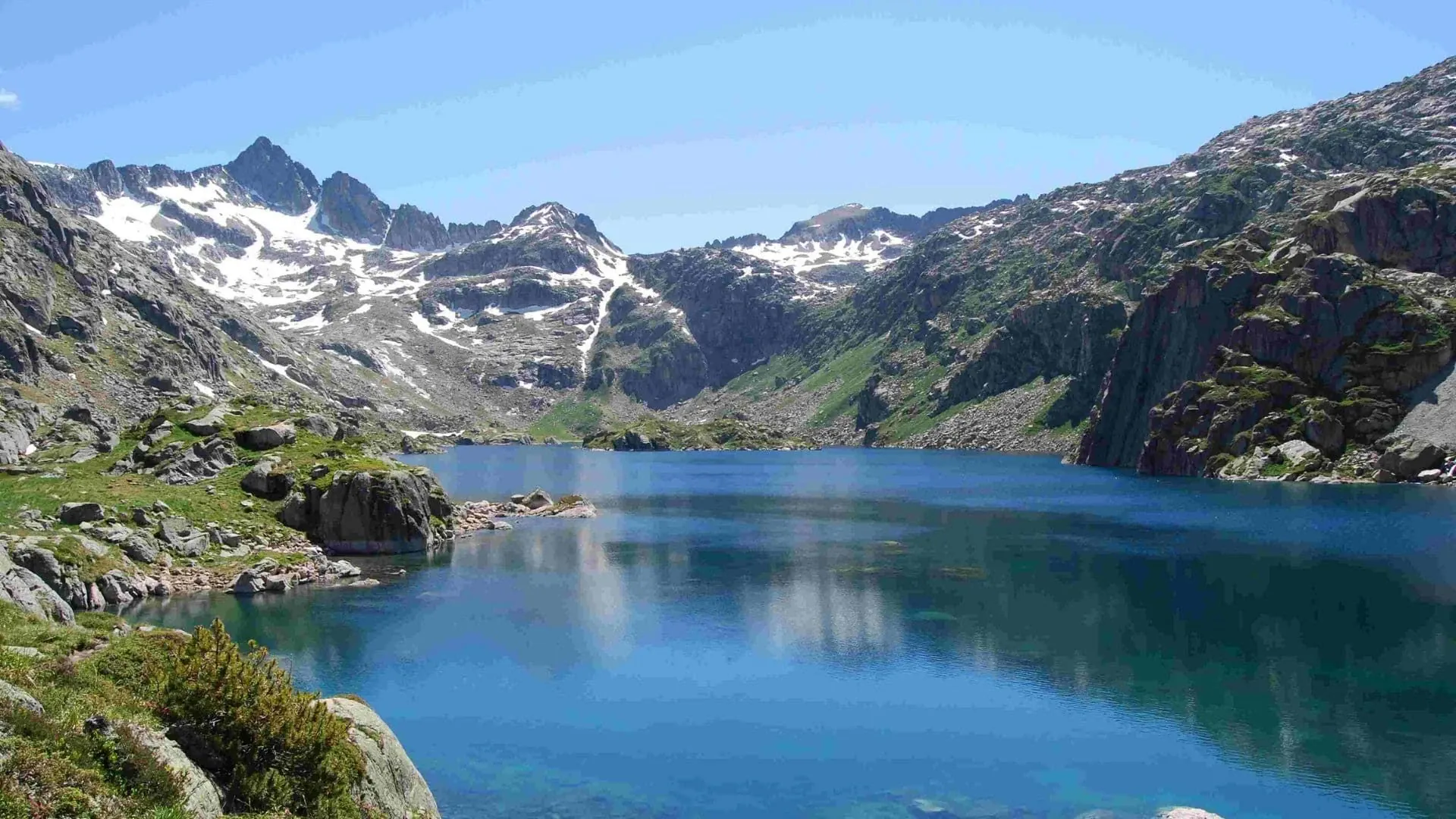 Lacs Dans Les Encantats - Espagne