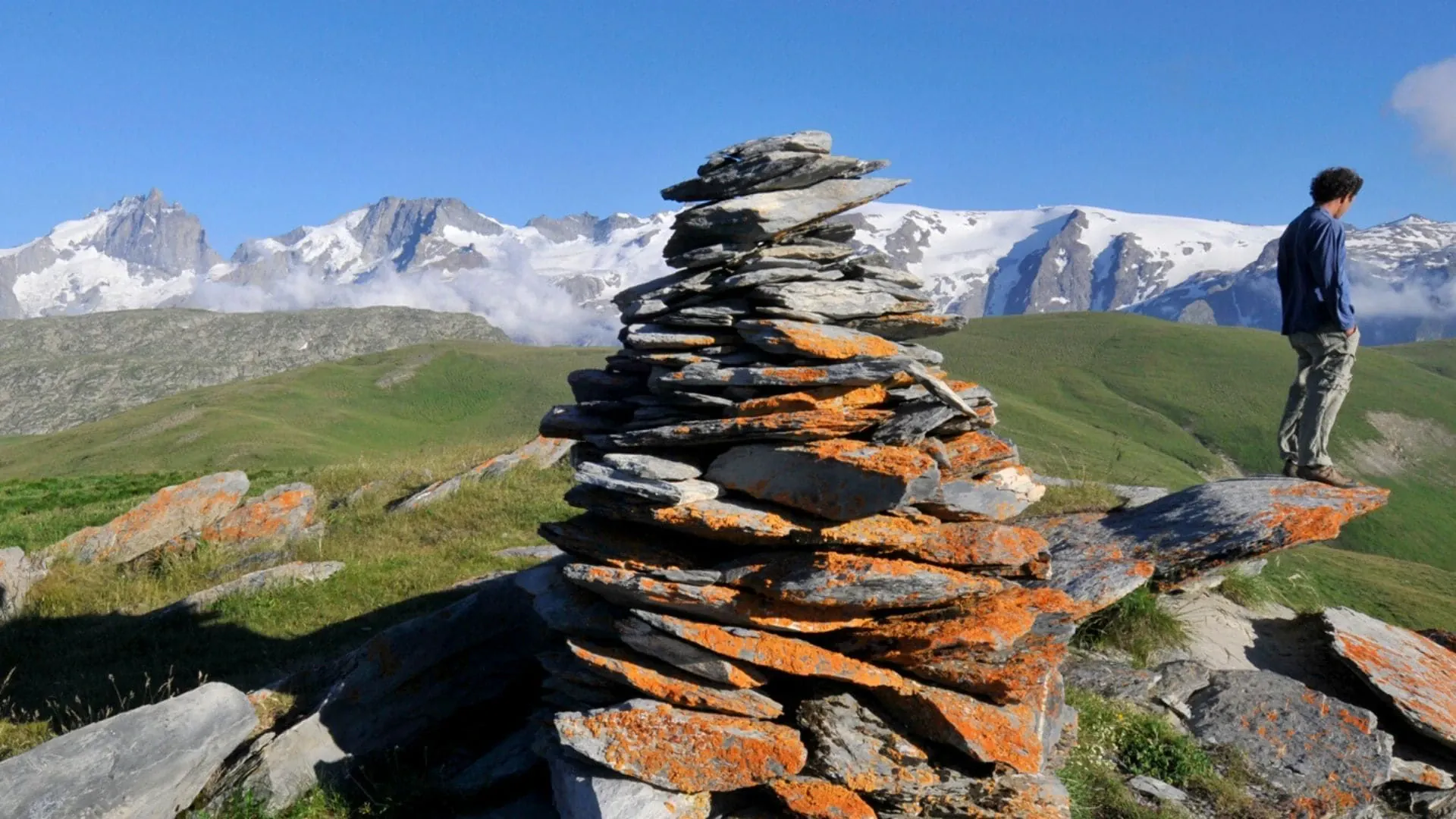 Randonnée au bord d'un lac - Chamonix-Zermatt - Suisse © Wilfrid Valette