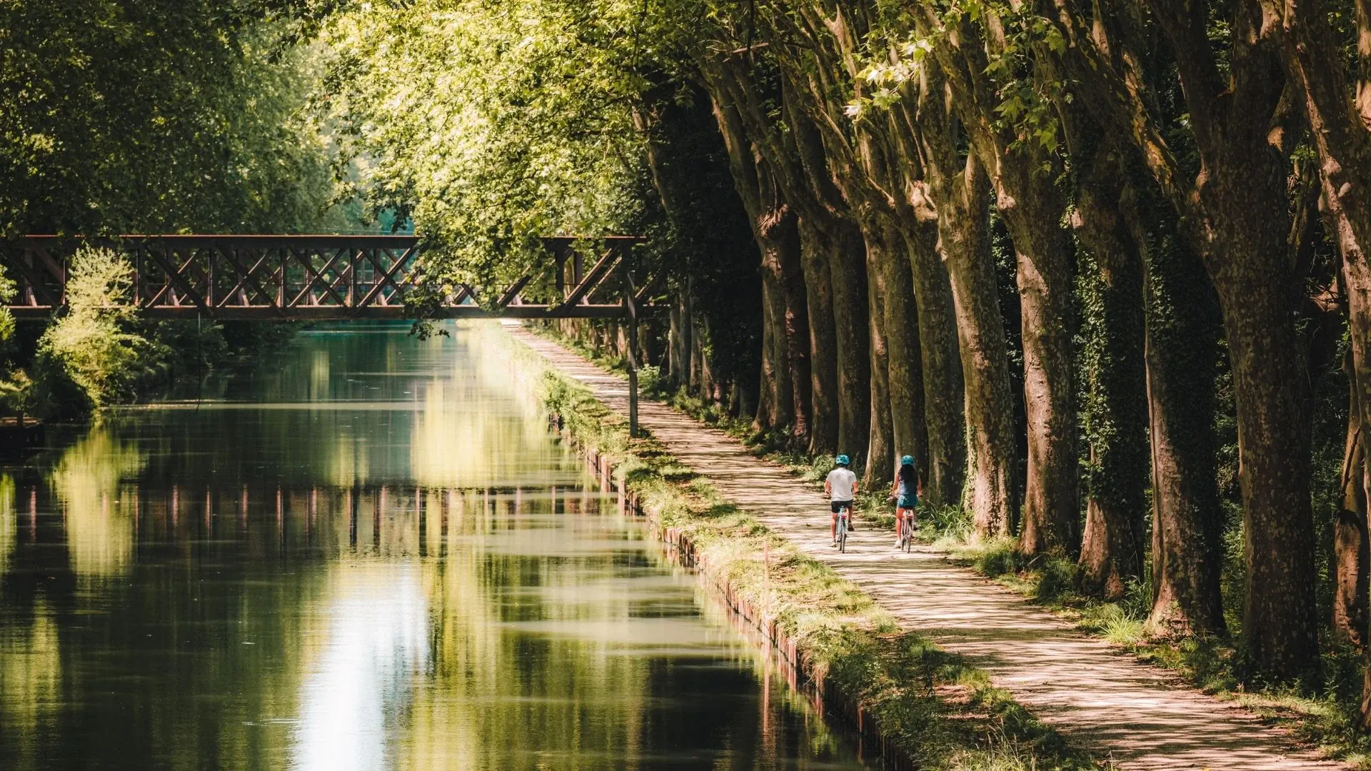 Le Canal de la Garonne de Bordeaux à Toulouse - France - le-canal-de-la-garonne-de-bordeaux-a-toulouse-france-2