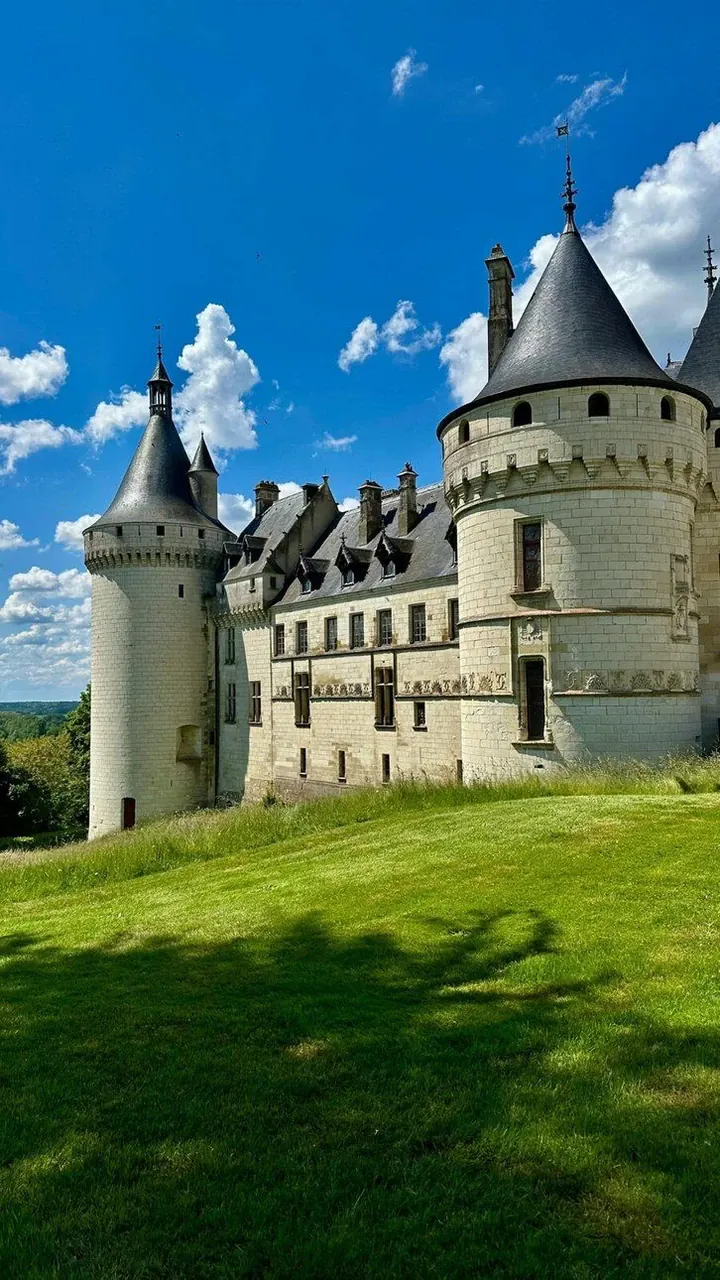 Le Chateau De Chaumont