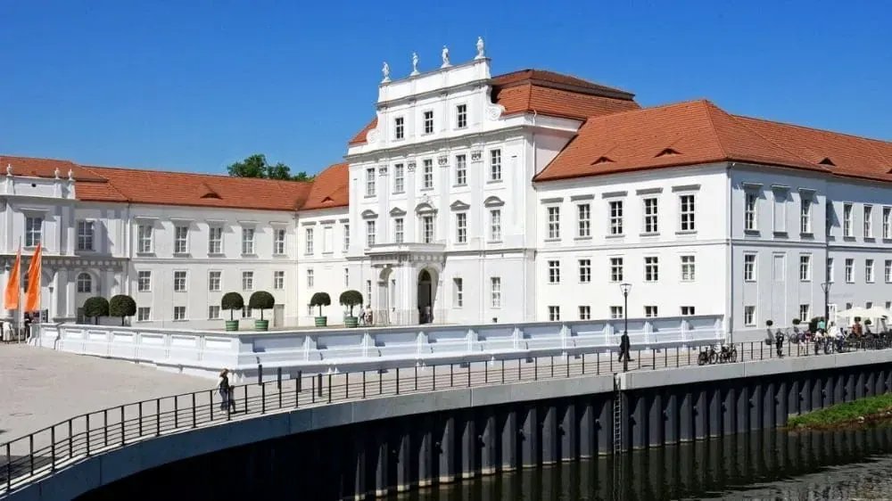 Le Chateau Doranienburg Le Long De La Havel C Finish Werbeagentur - Allemagne © Finish Werbeagentur