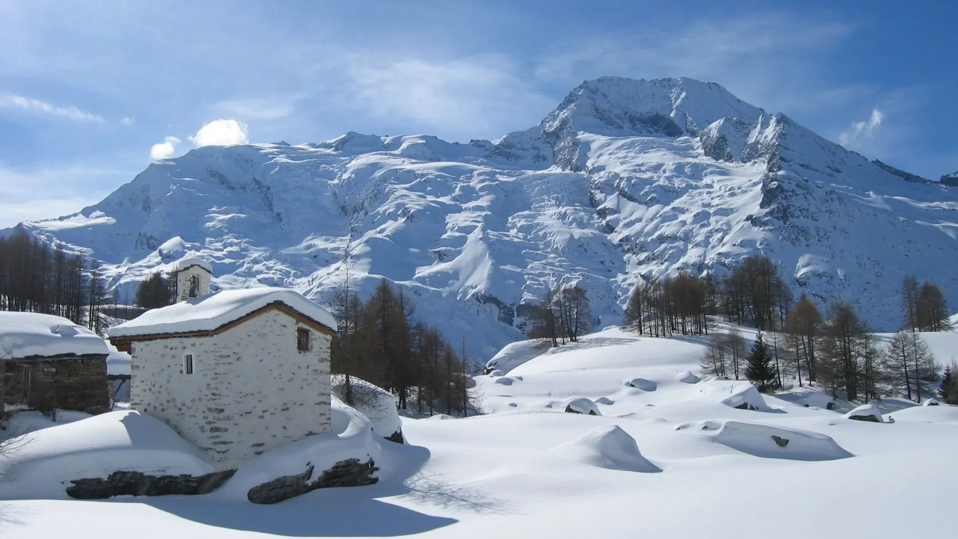 Le Mont Pourri 3655 M Surplombant Le Village Du Monal Cmikael Jousseaume - France